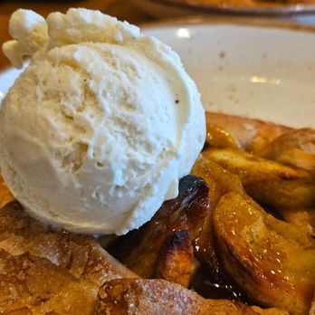 Lazy Dog Restaurant & Bar - Food - New American Near Me - Cerritos, California