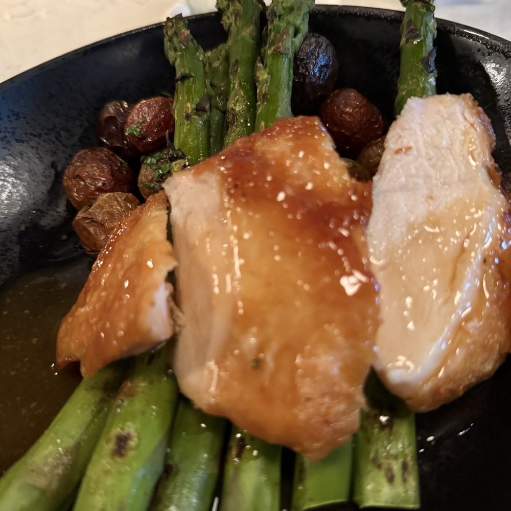 District Kitchen & Bar - Chicken - New American Near Me - Pittsfield, Massachusetts District Kitchen & Bar - Chicken - New American Near Me - Pittsfield, Massachusetts