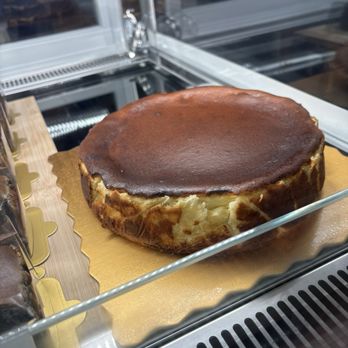 Cafe La_On - Desserts Near Me - Toronto, Ontario Cafe La_On - Desserts Near Me - Toronto, Ontario