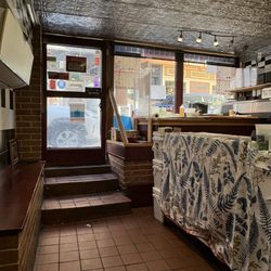 North End Fish Market - Takeout only, no dine in