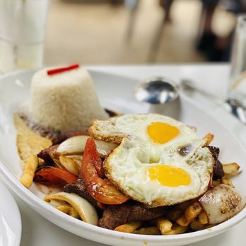 CVI.CHE 105 - Lomo Saltado - Seafood Near Me - Miami Beach, Florida CVI.CHE 105 - Lomo Saltado - Seafood Near Me - Miami Beach, Florida