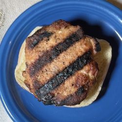 Ideal Fish - Salmon burger