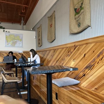 Riverbend Roastery - Sitting area - Coffee & Tea Near Me - Richmond, Virginia