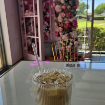 Chant’el Cafe - Iced Pistachio Latte - Cafes Near Me - Folsom, California Chant’el Cafe - Iced Pistachio Latte - Cafes Near Me - Folsom, California
