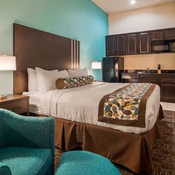 Best Western Plus Executive Residency Elk City - Accessible King Guest Room