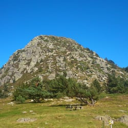 Mont Gerbier de Jonc - Le mont Gerbier au départ du sentier vers le sommet