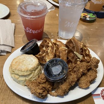 Maple Street Biscuit Company - Chicken and waffles with a side biscuit and lemonade. - Breakfast & Brunch Near Me - Celebration, Florida Maple Street Biscuit Company - Chicken and waffles with a side biscuit and lemonade. - Breakfast & Brunch Near Me - Celebration, Florida