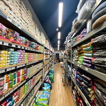 Pet Mama - Pet Stores Near Me - York, Ontario Pet Mama - Pet Stores Near Me - York, Ontario