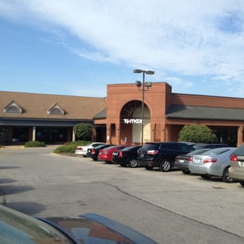 T J Maxx - Department Stores Near Me - Saint Louis, Missouri