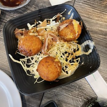 Kakuna Sushi - Takoyaki balls - Ramen Near Me - Fremont, California
