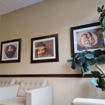 Georgia Perinatal Consultants - Inside the waiting room. - Obstetricians & Gynecologists Near Me - Atlanta, Georgia Georgia Perinatal Consultants - Inside the waiting room. - Obstetricians & Gynecologists Near Me - Atlanta, Georgia