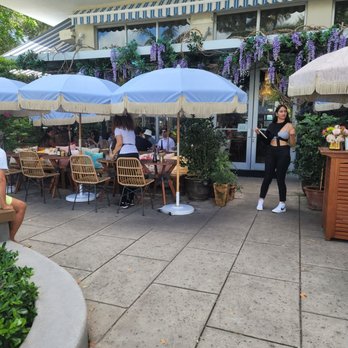 Little Hen - Front entrance to the Little Hen - Breakfast & Brunch Near Me - Miami, Florida