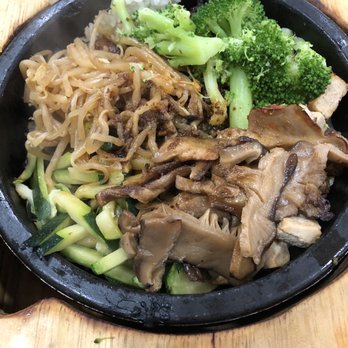 K Fresh - Honey Glazed Chicken with (5) toppings - Korean Near Me - Everett, Washington