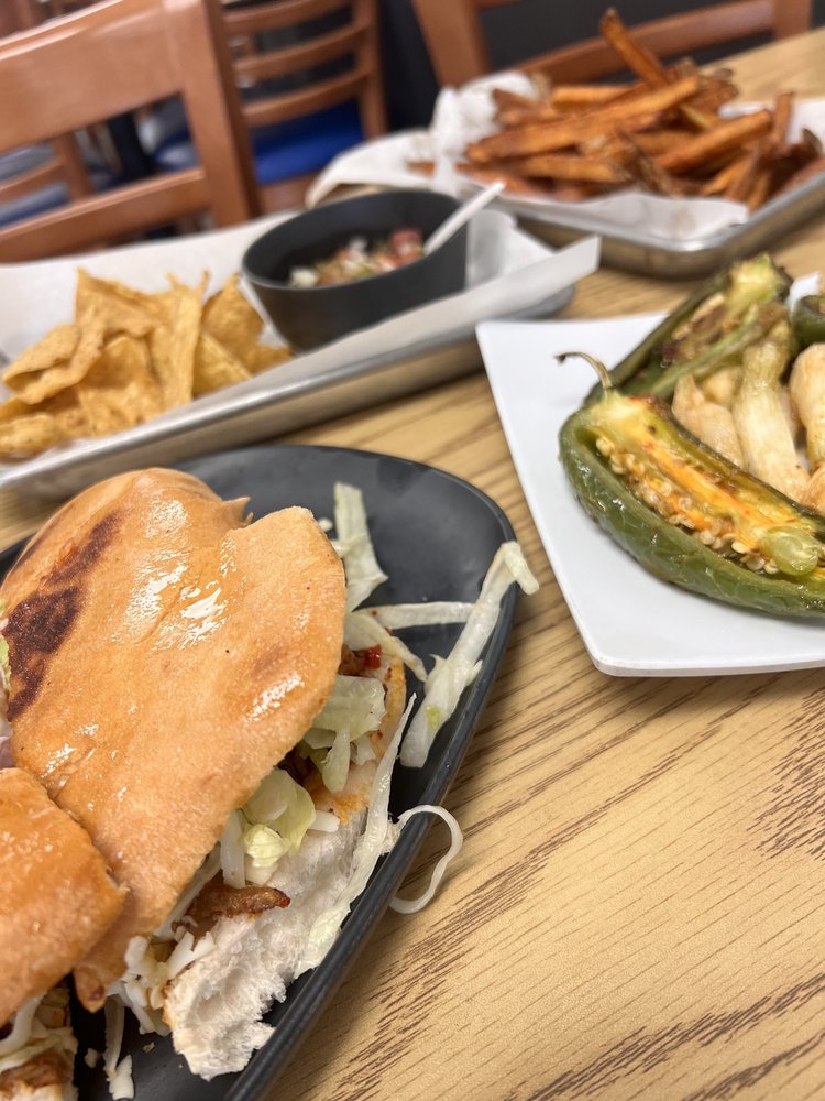 LUCKY BURRITO Updated September 2024 24 Photos & 19 Reviews 12318