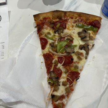 Golden Grain Pizza - Delicious New York style pizza. How do we get this chain in Wisconsin? - Pizza Near Me - Albany, New York