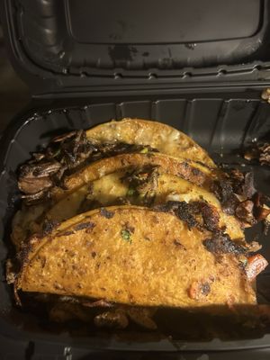 Sabor Tacos by null