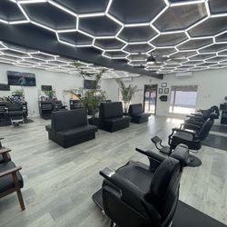 Pete's Barber Shop