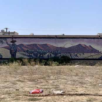 Seasand - Showing this so you know what landmark is next to SeaSand food truck. On 8th St. between Oxnard Blvd. and A Street. - Seafood Near Me - Oxnard, California