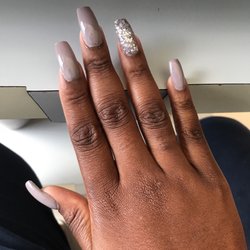 168 Nails & Spa