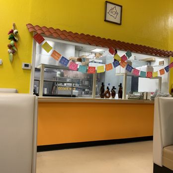 La Casa del Guajolote - Inside decor - Mexican Near Me - Mesa, Arizona La Casa del Guajolote - Inside decor - Mexican Near Me - Mesa, Arizona