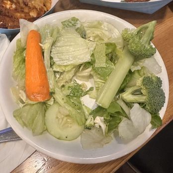 EJ's Pub - Bixby Knolls - Don't get the small pub salad, didn't even cut the carrots or celery. 2 out 10 for me..: - Sports Bars Near Me - Long Beach, California EJ's Pub - Bixby Knolls - Don't get the small pub salad, didn't even cut the carrots or celery. 2 out 10 for me..: - Sports Bars Near Me - Long Beach, California