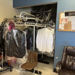 Faye's Laundry & Drycleaning