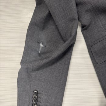 Suitsupply - Second ripped sleeve at elbow - Men's Clothing Near Me - San Diego, California Suitsupply - Second ripped sleeve at elbow - Men's Clothing Near Me - San Diego, California
