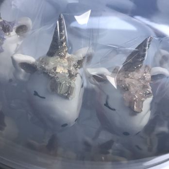 Triple A Cakepops - Custom Cakes Near Me - Chantilly, Virginia