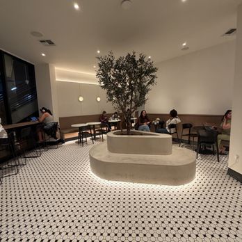 Rok Coffee and Tea - Inside - Seating & Ambience - Coffee & Tea Near Me - Los Angeles, California