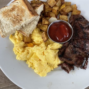 Lighthouse - Steak and eggs - Breakfast & Brunch Near Me - Newport Beach, California Lighthouse - Steak and eggs - Breakfast & Brunch Near Me - Newport Beach, California