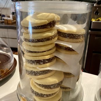 Bendito Pecado - Alfajores - Cafeteria Near Me - Barcelona, B