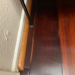 Santos mahogany engineered hardwood floor stained by hot water Santos mahogany engineered hardwood floor stained by hot water