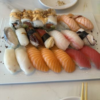 Mira Sushi - 502 Salmon (2Pcs)506 White Tuna (2Pcs)501 Tuna (2Pcs)516 Eel (2Pcs) - Sushi Bars Near Me - Evanston, Illinois
