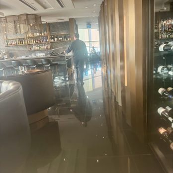 Air Canada Signature Suite - Interior space - Airport Lounges Near Me - Richmond, British Columbia