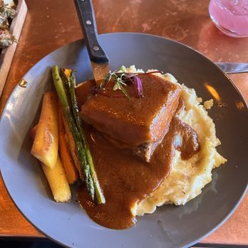 Royal on The Ridge - Meatloaf - Cocktail Bars Near Me - Draper, Utah