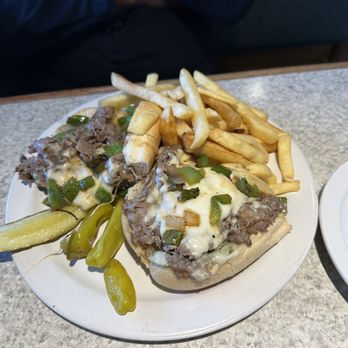 Full Moon Diner - American Near Me - Lake Bluff, Illinois Full Moon Diner - American Near Me - Lake Bluff, Illinois