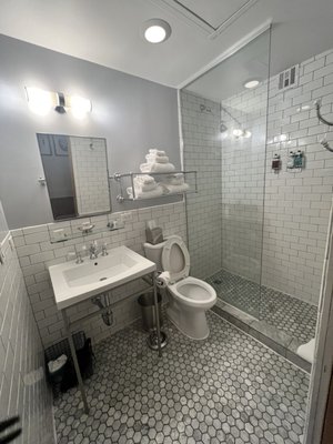 Q&C Hotel and Bar New Orleans, Autograph Collection by null