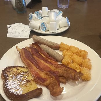 The Fred Harvey Restaurant - Breakfast - Buffets Near Me - Williams, Arizona The Fred Harvey Restaurant - Breakfast - Buffets Near Me - Williams, Arizona