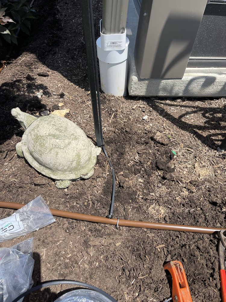 Slide of 636 Outdoor Services