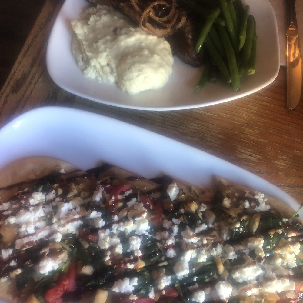 Farmhouse Tavern - American Near Me - Doylestown, Pennsylvania