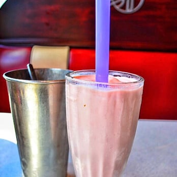 Silver Diner - Low Fat Blood Orange Creamsicle Milkshake - Diners Near Me - Falls Church, Virginia Silver Diner - Low Fat Blood Orange Creamsicle Milkshake - Diners Near Me - Falls Church, Virginia