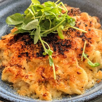 Golden Owl Tavern - Smoked Mac & Cheese | Instagram: @telephonesmoothie - New American Near Me - Charlotte, North Carolina