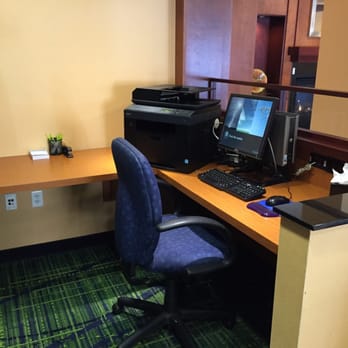Fairfield by Marriott Inn & Suites Austin Parmer/Tech Ridge - Work station in lobby - Hotels Near Me - Austin, Texas