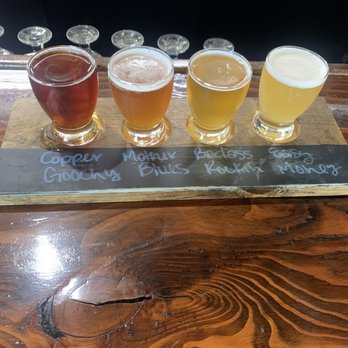 Krootz Brewing Company - Flight of beer - Brewpubs Near Me - Gainesville, Texas
