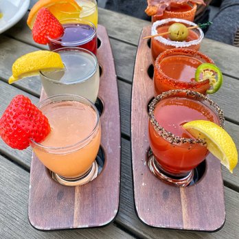 Broken Yolk Cafe - American Near Me - Temecula, California