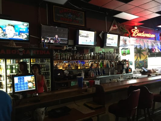 Los Cabos Sports Bar & Grill by null