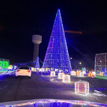 Christmas in Color - Aurora - Amusement Parks Near Me - Aurora, Colorado