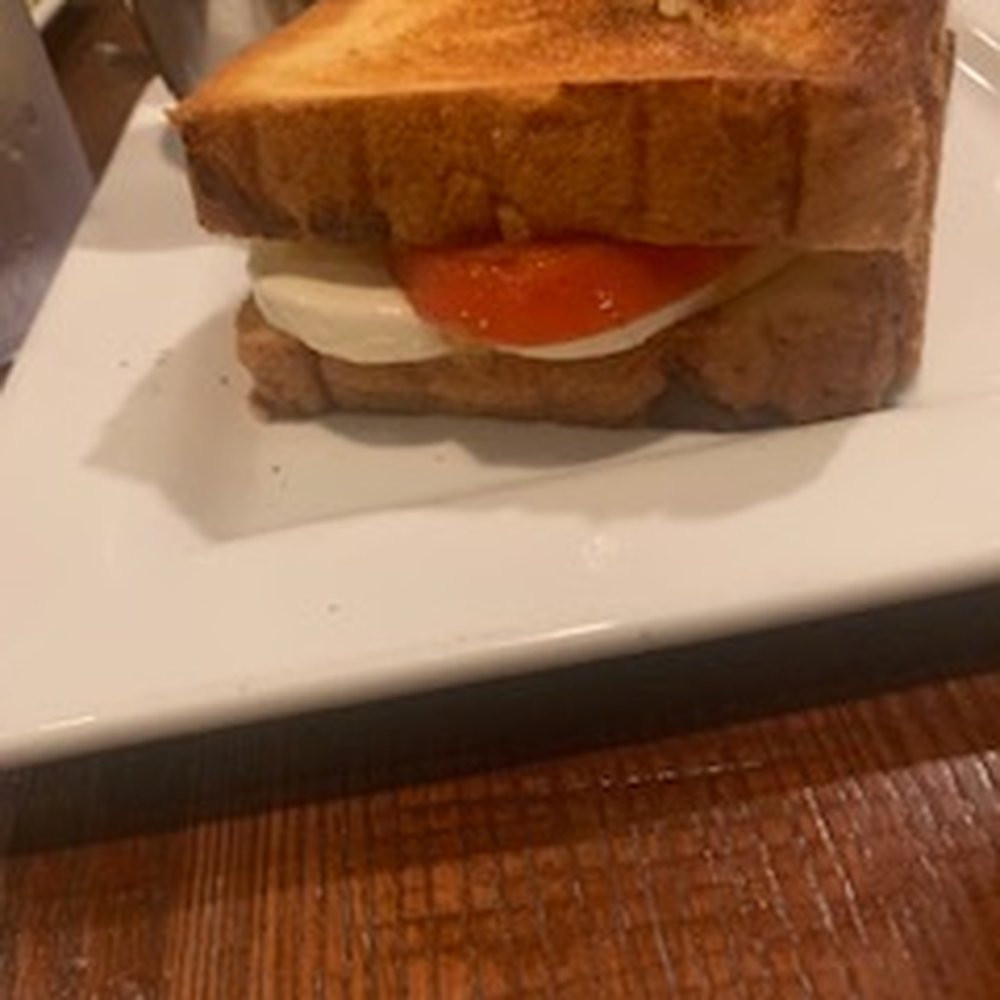 Caprese Sandwich Caprese Sandwich