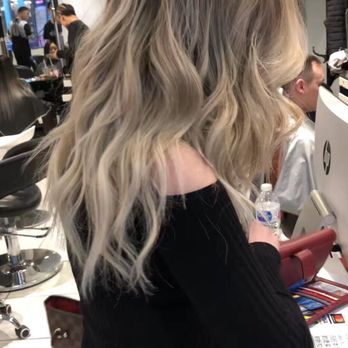 No1 Salon - Omg love the result form hair stylish Leo ! - Hair Salons Near Me - Chicago, Illinois No1 Salon - Omg love the result form hair stylish Leo ! - Hair Salons Near Me - Chicago, Illinois