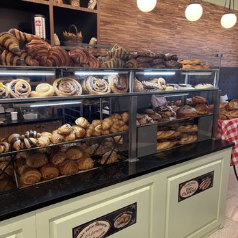 Chez Pierre et Genevieve - Bakeries Near Me - Bloomfield Hills, Michigan Chez Pierre et Genevieve - Bakeries Near Me - Bloomfield Hills, Michigan